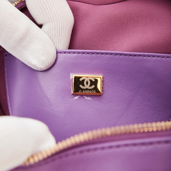 CHANEL LAMBSKIN PURPLE QUILTED HEART SHOULDER BAG - Picture 6 of 8